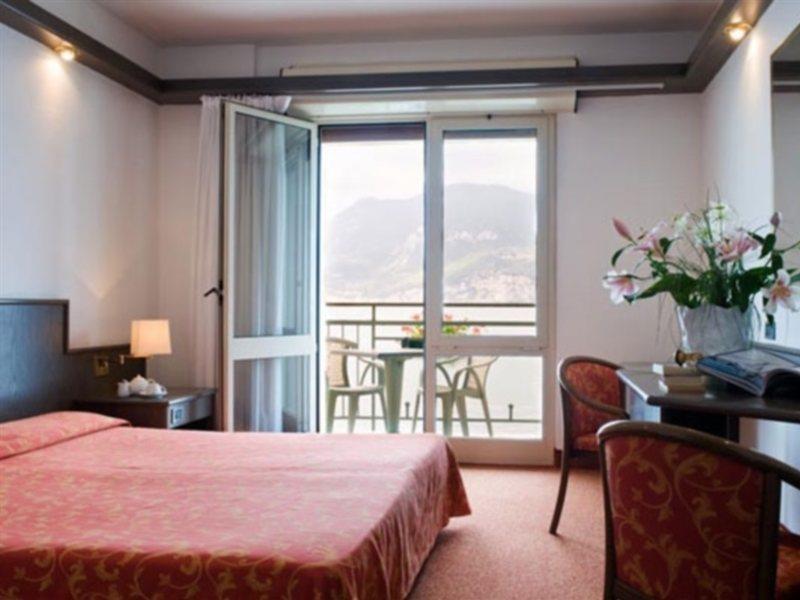 Hotel Drago Brenzone sul Garda Εξωτερικό φωτογραφία